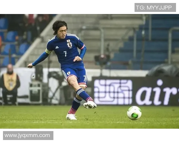 日本足球球星训练秘籍揭秘 力量速度技巧全面提升的训练方法